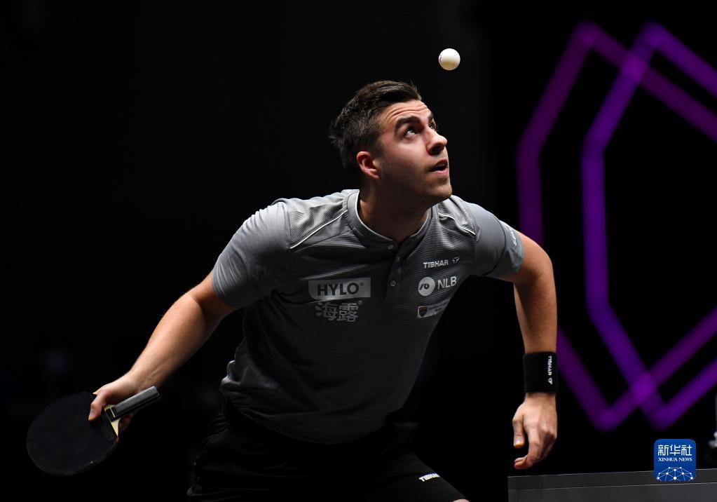 边界上的复 边界上的复